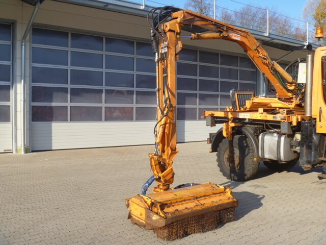 Desbrozadora de brazo Unimog Aufbaumulcher Gilbers U400ST06EMP: foto 1
