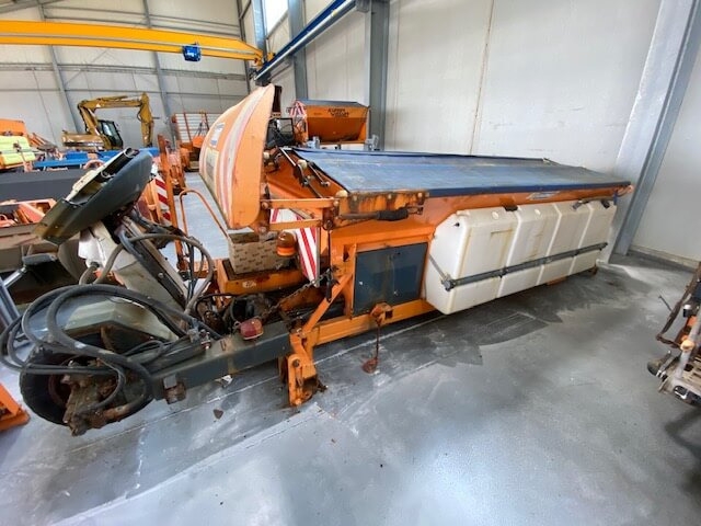 Unimog Salzstreuer Schmidt SAB40-36FR1750 - Esparcidor de sal: foto 1 Unimog Salzstreuer Schmidt SAB40-36FR1750 - Esparcidor de sal: foto 1
