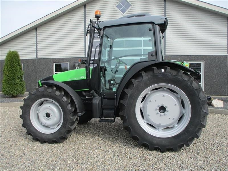 Tractor Deutz-fahr Agrofarm 115G with 30F+30R Hi-Lo and CreepGear: foto 23
