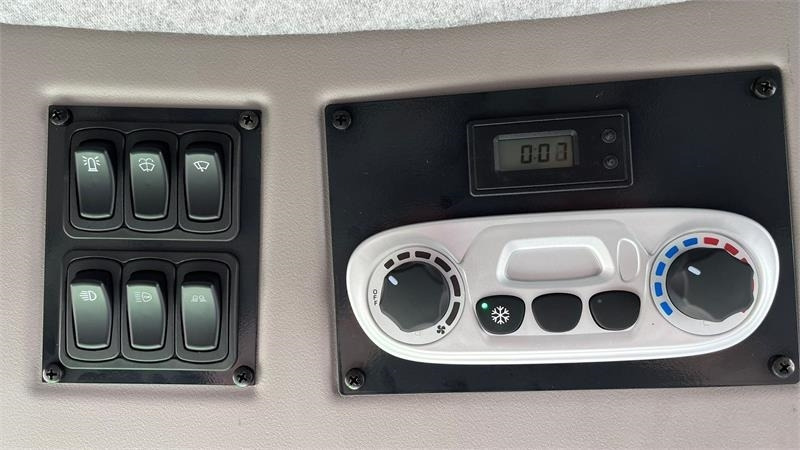 Deutz-fahr C7206 With 24feed - 7.2m header. New and unused Co - Cosechadora de granos: foto 5 Deutz-fahr C7206 With 24feed - 7.2m header. New and unused Co - Cosechadora de granos: foto 5