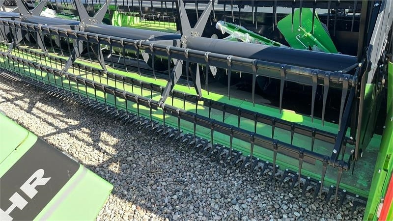 Deutz-fahr C7206 With 24feed - 7.2m header. New and unused Co - Cosechadora de granos: foto 3 Deutz-fahr C7206 With 24feed - 7.2m header. New and unused Co - Cosechadora de granos: foto 3