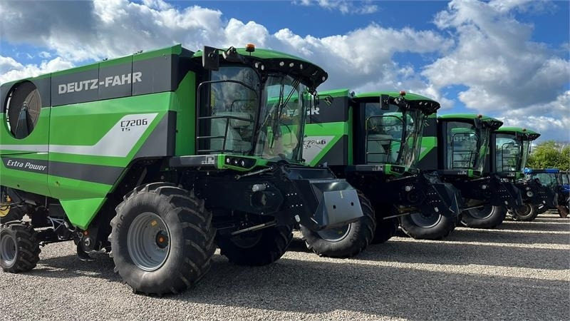 Deutz-fahr C7206 With 24feed - 7.2m header. New and unused Co - Cosechadora de granos: foto 1 Deutz-fahr C7206 With 24feed - 7.2m header. New and unused Co - Cosechadora de granos: foto 1