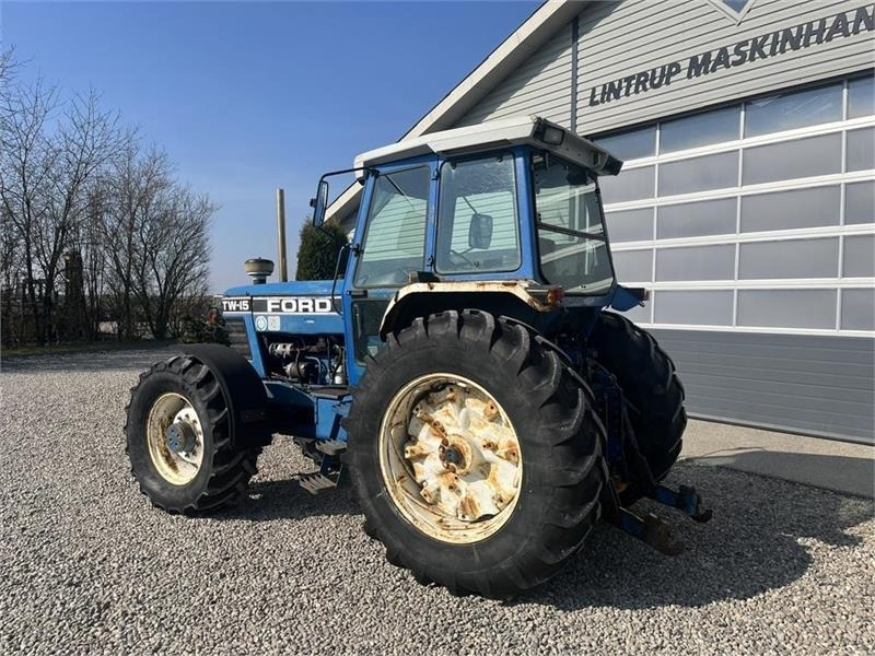 Ford TW 15 F II med HEVA opklappelig frontlift - Tractor: foto 3 Ford TW 15 F II med HEVA opklappelig frontlift - Tractor: foto 3