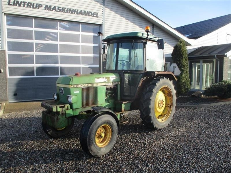 John Deere 2040 S - Tractor: foto 2 John Deere 2040 S - Tractor: foto 2