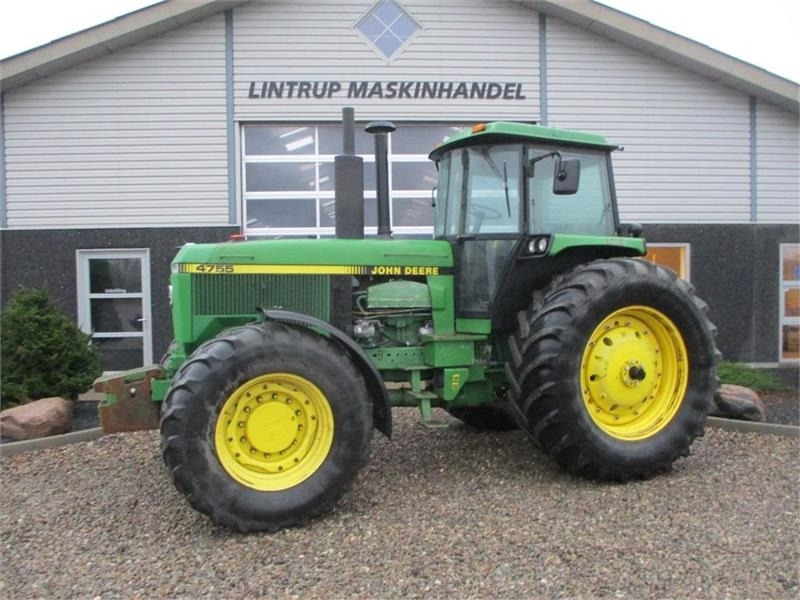 John Deere 4755 En rigtig kraftkarl med den store 7,6L motor - Tractor: foto 1 John Deere 4755 En rigtig kraftkarl med den store 7,6L motor - Tractor: foto 1