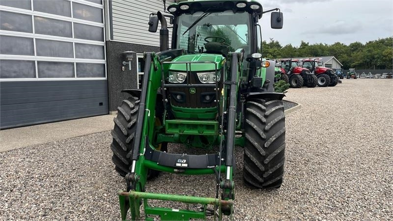 Leasing de John Deere 6115R Med frontlæsser og krybegear  John Deere 6115R Med frontlæsser og krybegear: foto 11