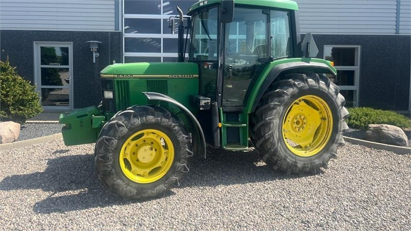 John Deere 6300 Meget velholdt traktor. Samme ejer de sidste - Tractor: foto 1 John Deere 6300 Meget velholdt traktor. Samme ejer de sidste - Tractor: foto 1