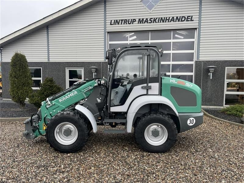 Kramer KL25.5T med teleskoparm, så den har stor rækkevidd - Manipulador telescópico: foto 5 Kramer KL25.5T med teleskoparm, så den har stor rækkevidd - Manipulador telescópico: foto 5