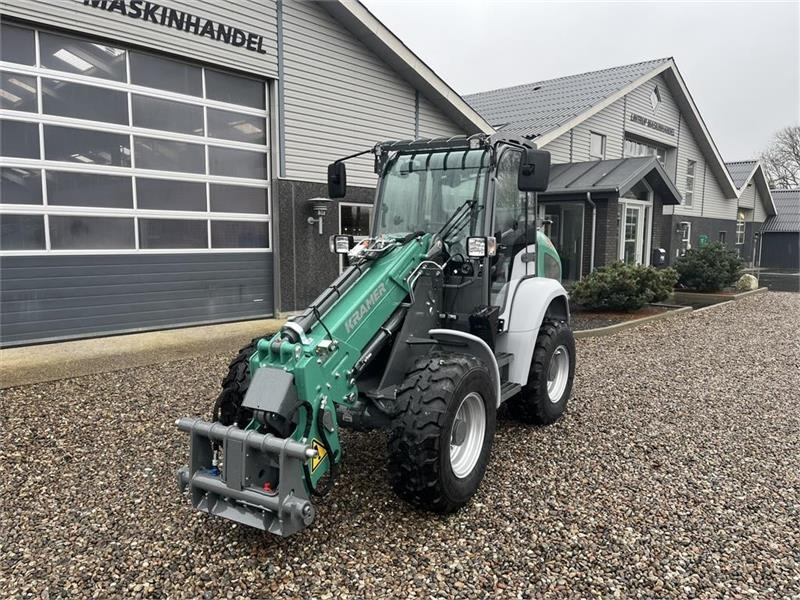 Kramer KL25.5T med teleskoparm, så den har stor rækkevidd - Manipulador telescópico: foto 3 Kramer KL25.5T med teleskoparm, så den har stor rækkevidd - Manipulador telescópico: foto 3