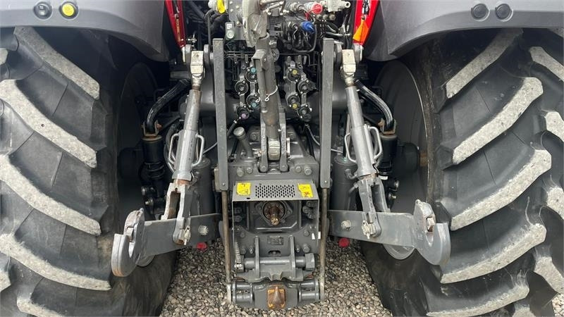 Massey Ferguson 7726 S DynaVT Med frontlift - Tractor: foto 5 Massey Ferguson 7726 S DynaVT Med frontlift - Tractor: foto 5