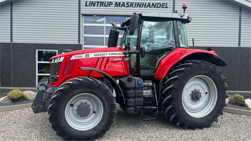 Massey Ferguson 7726 S DynaVT Med frontlift - Tractor: foto 1 Massey Ferguson 7726 S DynaVT Med frontlift - Tractor: foto 1