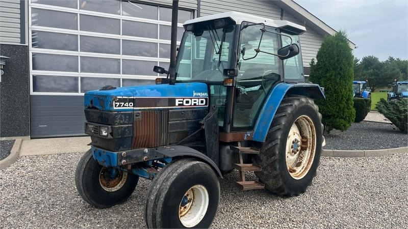 New Holland 7740 SLE Turbo Handy 2wd traktor - Tractor: foto 2 New Holland 7740 SLE Turbo Handy 2wd traktor - Tractor: foto 2