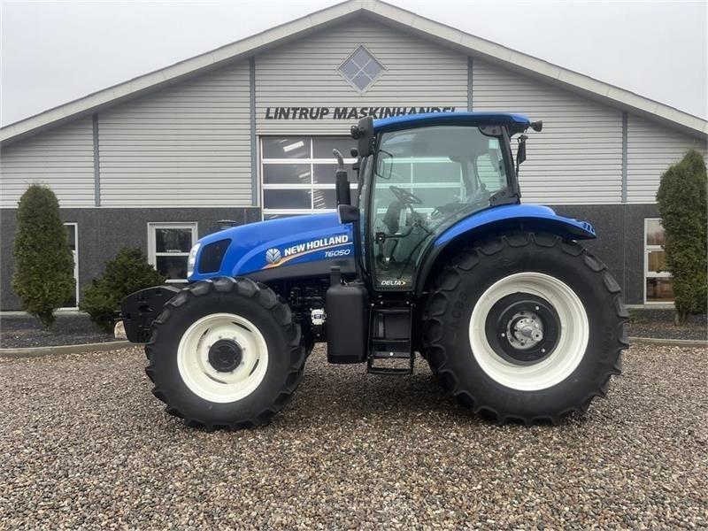 New Holland T6050 Delta - EXPORT - Tractor: foto 1 New Holland T6050 Delta - EXPORT - Tractor: foto 1