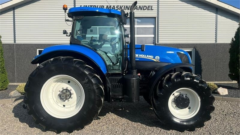 Tractor New Holland T7.270 AutoCommand med frontlift: foto 9 Tractor New Holland T7.270 AutoCommand med frontlift: foto 9