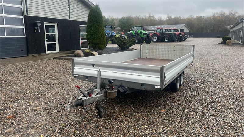Selandia Maskintrailer med vip og rampe med hydrau - Remolque plataforma/ Caja abierta: foto 3 Selandia Maskintrailer med vip og rampe med hydrau - Remolque plataforma/ Caja abierta: foto 3