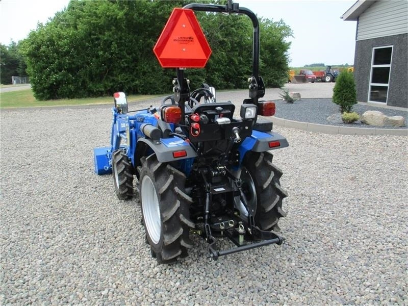 Tractor municipal Solis 26 Gearmaskine med servostyrring og fuldhydraulisk: foto 6
