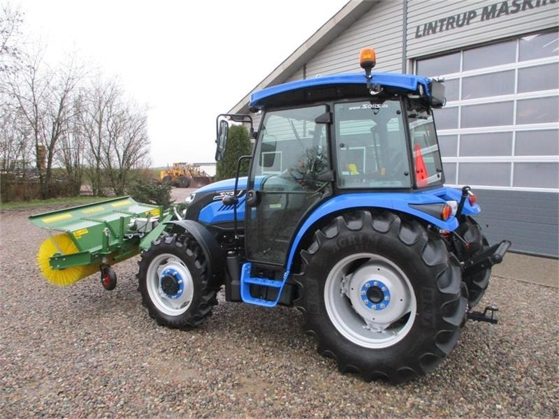 Solis 60 Med frontlift, frontPTO og Thyregod kost - Tractor: foto 3 Solis 60 Med frontlift, frontPTO og Thyregod kost - Tractor: foto 3