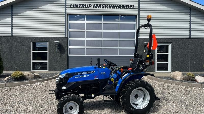 Solis S26 6+2 Gearmaskine med Servostyring og brede trak - Tractor municipal: foto 1 Solis S26 6+2 Gearmaskine med Servostyring og brede trak - Tractor municipal: foto 1