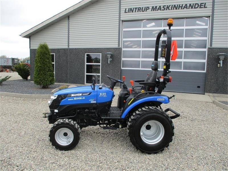 Tractor Solis S26 Shuttle XL 9+9 med industridæk: foto 14