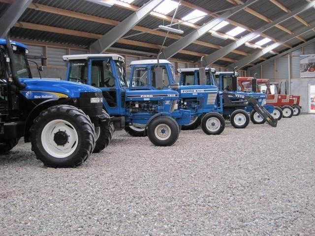 Tractor - - - TRAKTORER OG MASKINPARKER KØBES KONTANT I RE: foto 8