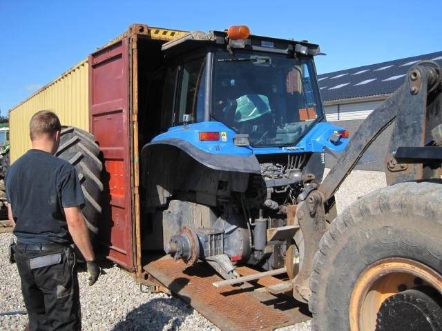 Tractor - - - TRAKTORER OG MASKINPARKER KØBES KONTANT I RE: foto 12