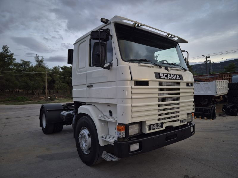 Scania R142-V8 Scania 142M.420 4X2 Topline - Cabeza tractora: foto 1 Scania R142-V8 Scania 142M.420 4X2 Topline - Cabeza tractora: foto 1
