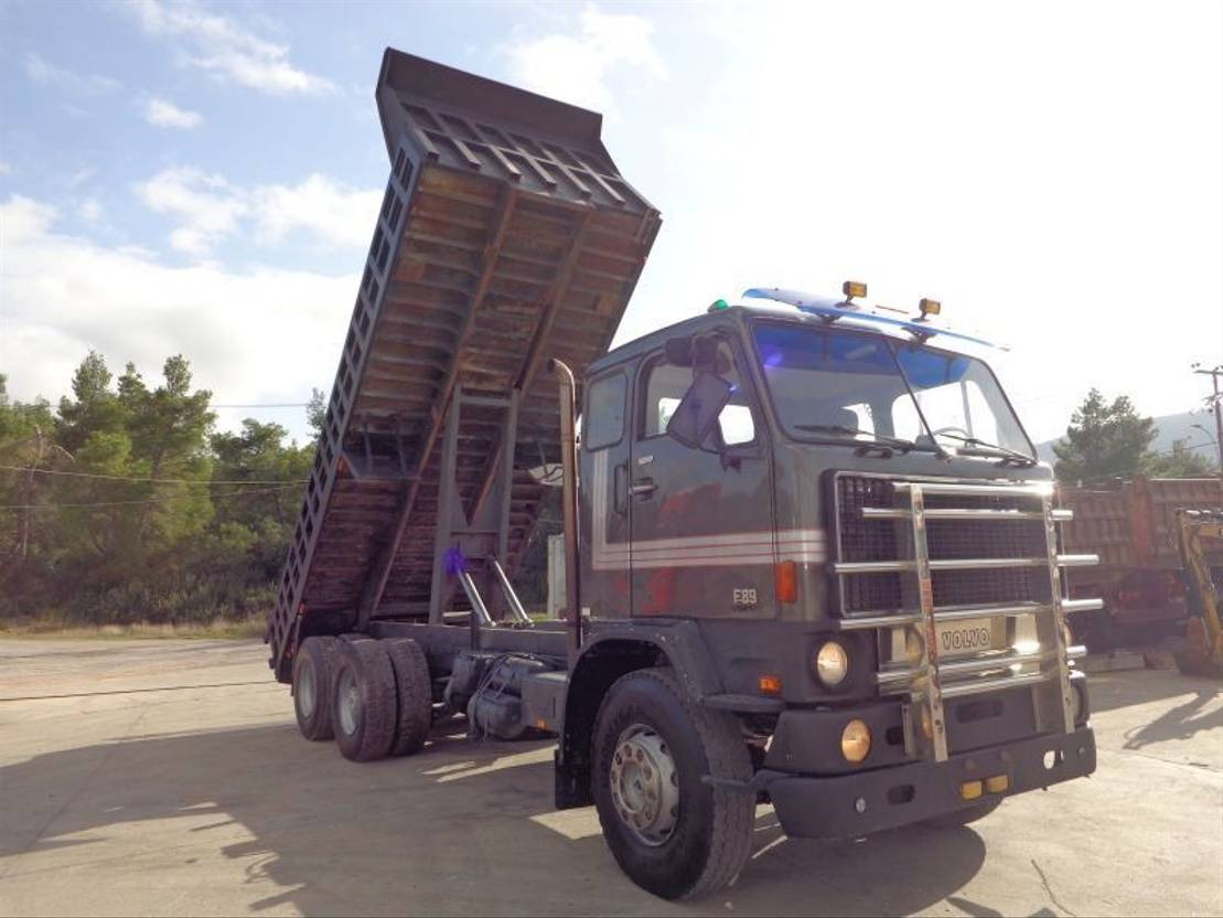 Volvo F 89 VOLVO F89 (6X2) -KIPPER - Camión volquete: foto 2 Volvo F 89 VOLVO F89 (6X2) -KIPPER - Camión volquete: foto 2