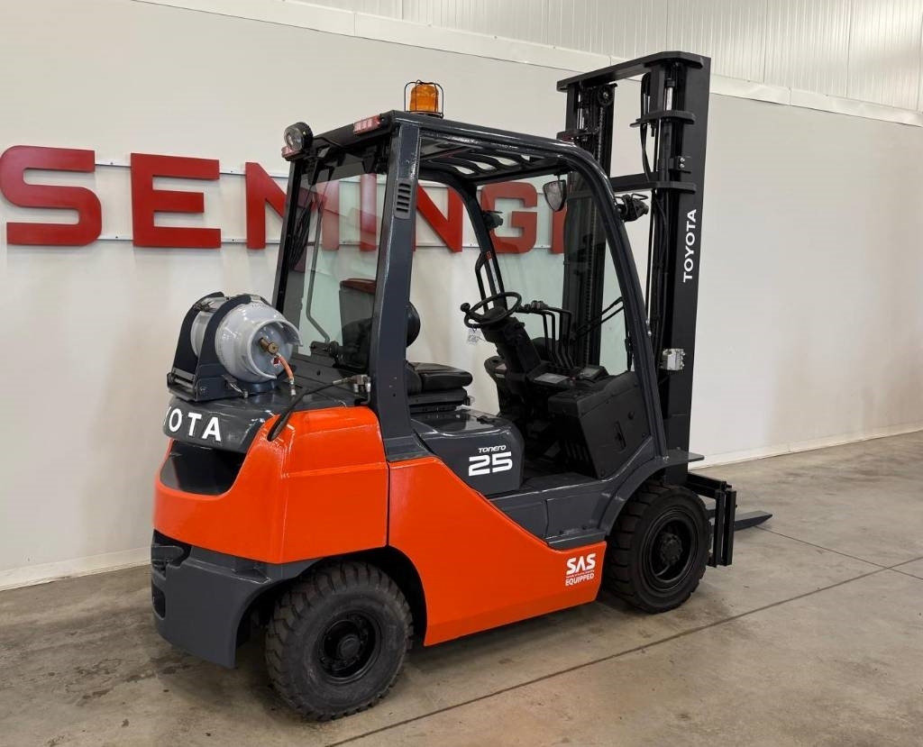 Toyota 10860 - 02-8FGF25 - Carretilla elevadora de gas: foto 3 Toyota 10860 - 02-8FGF25 - Carretilla elevadora de gas: foto 3