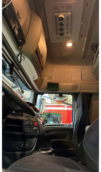 DAF XF 530 FTN CRANE/GRUE/KRAN FASSI 54 TM!! - Cabeza tractora: foto 4 DAF XF 530 FTN CRANE/GRUE/KRAN FASSI 54 TM!! - Cabeza tractora: foto 4