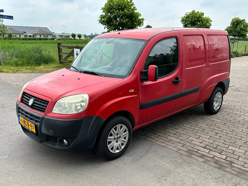 Fiat Doblò 1.9 JTD LANG Airco/Klima schuifdeur EXPORT! - Furgoneta pequeña: foto 3 Fiat Doblò 1.9 JTD LANG Airco/Klima schuifdeur EXPORT! - Furgoneta pequeña: foto 3