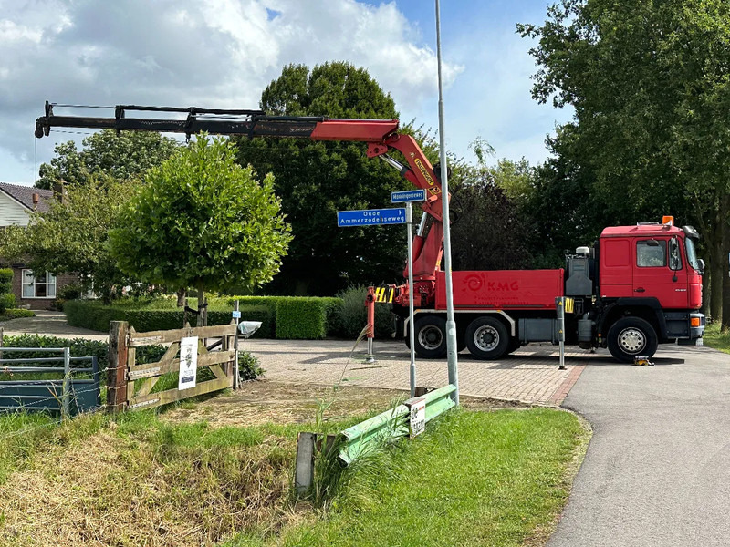MAN F16 25.502 V10 PALFINGER PK52000 52TM CRANE/GRUE/WINCH!! ELECTRO PACK!!6x4!! - Camión grúa: foto 4 MAN F16 25.502 V10 PALFINGER PK52000 52TM CRANE/GRUE/WINCH!! ELECTRO PACK!!6x4!! - Camión grúa: foto 4