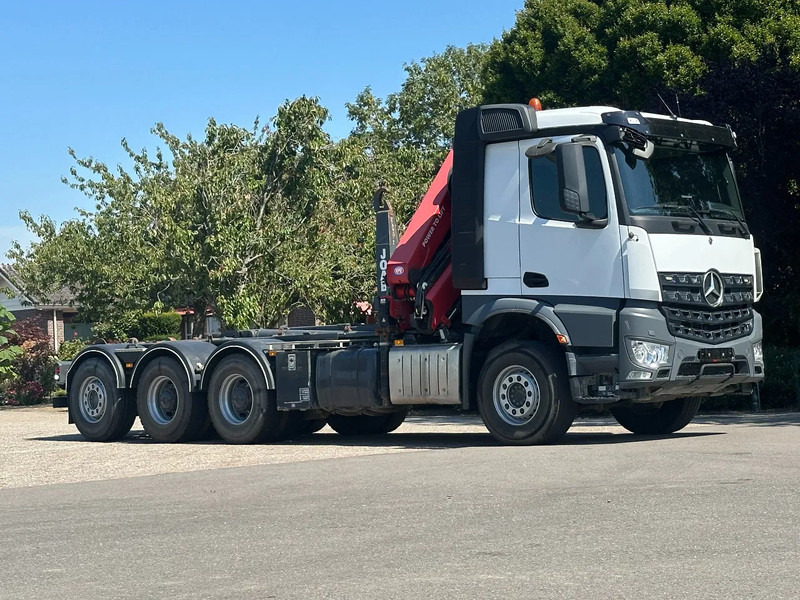 Mercedes-Benz Arocs 3251 8x4 TRIPLE!!28TM KRAAN/HAAK!!EURO6!!TOP! ZERO EMISSIE 2030!! - Camión multibasculante, Camión grúa: foto 4 Mercedes-Benz Arocs 3251 8x4 TRIPLE!!28TM KRAAN/HAAK!!EURO6!!TOP! ZERO EMISSIE 2030!! - Camión multibasculante, Camión grúa: foto 4