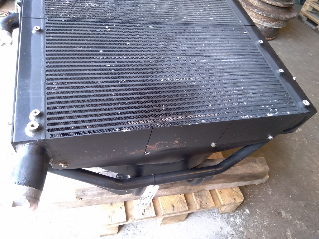Bomag BM1000-35 - - Intercooler para Maquinaria de construcción: foto 1 Bomag BM1000-35 - - Intercooler para Maquinaria de construcción: foto 1
