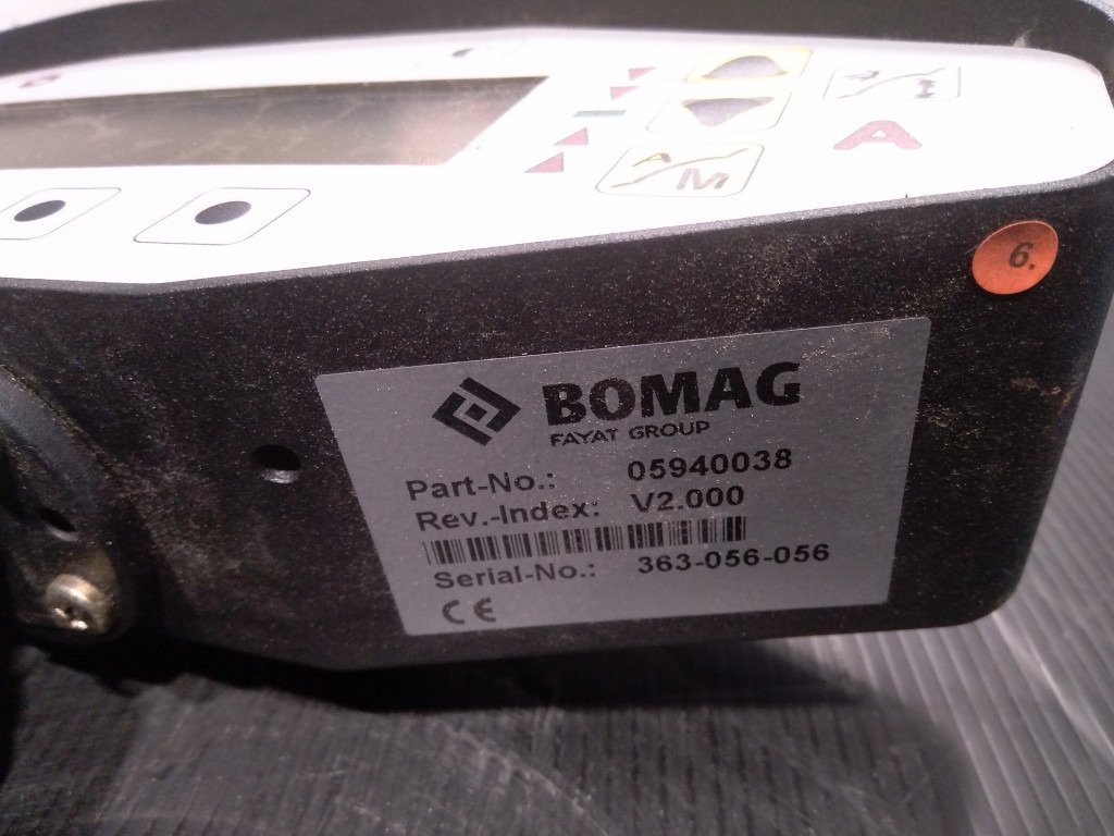 Bomag BM2000-75 - - Salpicadero para Maquinaria de construcción: foto 4 Bomag BM2000-75 - - Salpicadero para Maquinaria de construcción: foto 4