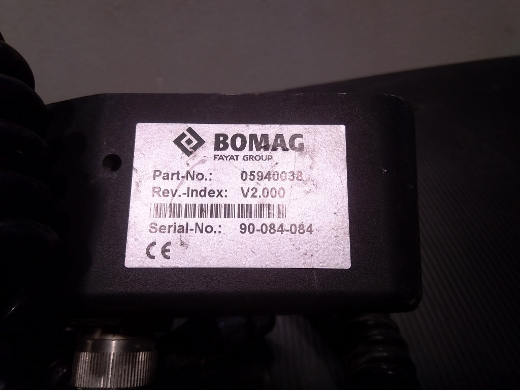 Bomag BM2000-75 - - Salpicadero para Maquinaria de construcción: foto 4 Bomag BM2000-75 - - Salpicadero para Maquinaria de construcción: foto 4