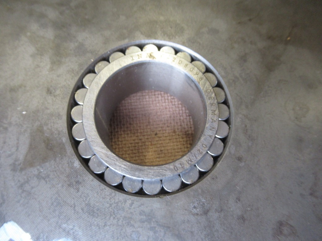 CNH 1781370 - - Motor y piezas para Maquinaria de construcción: foto 2 CNH 1781370 - - Motor y piezas para Maquinaria de construcción: foto 2