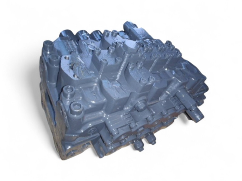 Case KRJ35061 - KRJ35063 - Válvula hidráulica para Maquinaria de construcción: foto 2 Case KRJ35061 - KRJ35063 - Válvula hidráulica para Maquinaria de construcción: foto 2