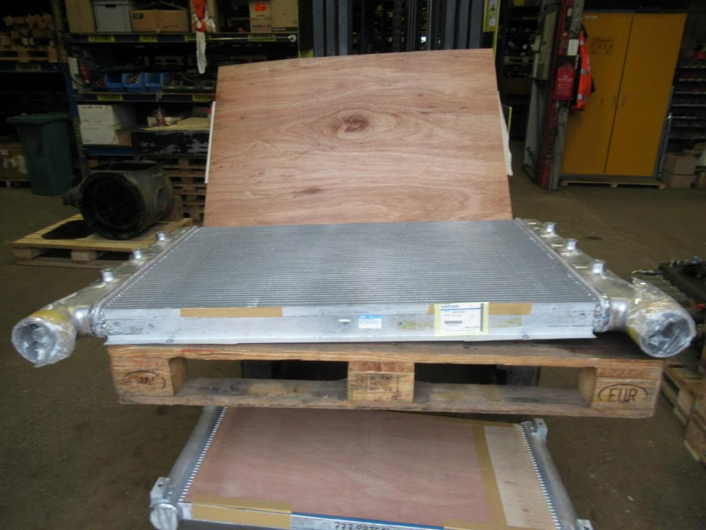 Case LN002560 - LN001630 - Intercooler para Maquinaria de construcción: foto 1 Case LN002560 - LN001630 - Intercooler para Maquinaria de construcción: foto 1