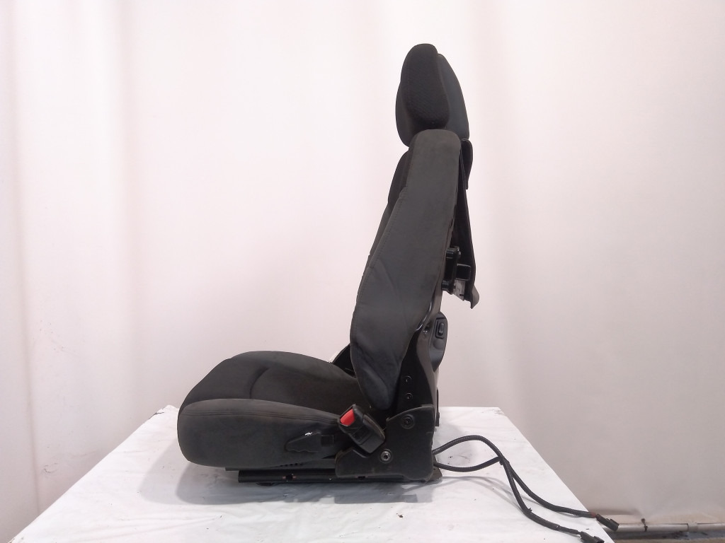 Komatsu SA46065 - Asiento para Maquinaria de construcción: foto 1 Komatsu SA46065 - Asiento para Maquinaria de construcción: foto 1