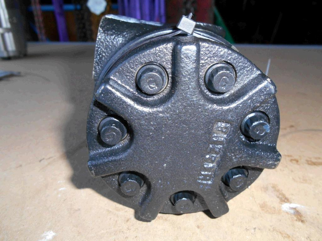 New Holland 4403248 - 4229316 - Motor hidráulico para Maquinaria de construcción: foto 3 New Holland 4403248 - 4229316 - Motor hidráulico para Maquinaria de construcción: foto 3
