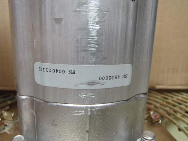 New Holland 4532000 - Motor hidráulico para Maquinaria de construcción: foto 2 New Holland 4532000 - Motor hidráulico para Maquinaria de construcción: foto 2