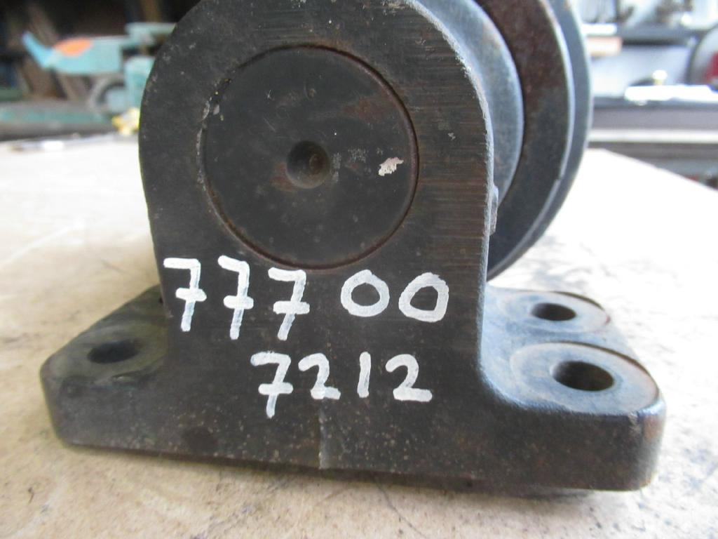 New Holland 71460901 - Oruga - Rodillos para Maquinaria de construcción: foto 5 New Holland 71460901 - Oruga - Rodillos para Maquinaria de construcción: foto 5