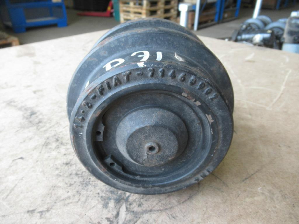 New Holland 71460901 - Oruga - Rodillos para Maquinaria de construcción: foto 3 New Holland 71460901 - Oruga - Rodillos para Maquinaria de construcción: foto 3