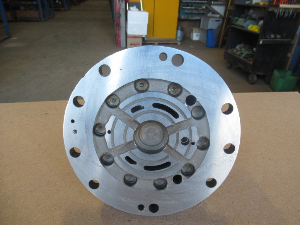 New Holland Kobelco YM15V00001R510 - - Motor hidráulico para Maquinaria de construcción: foto 5 New Holland Kobelco YM15V00001R510 - - Motor hidráulico para Maquinaria de construcción: foto 5