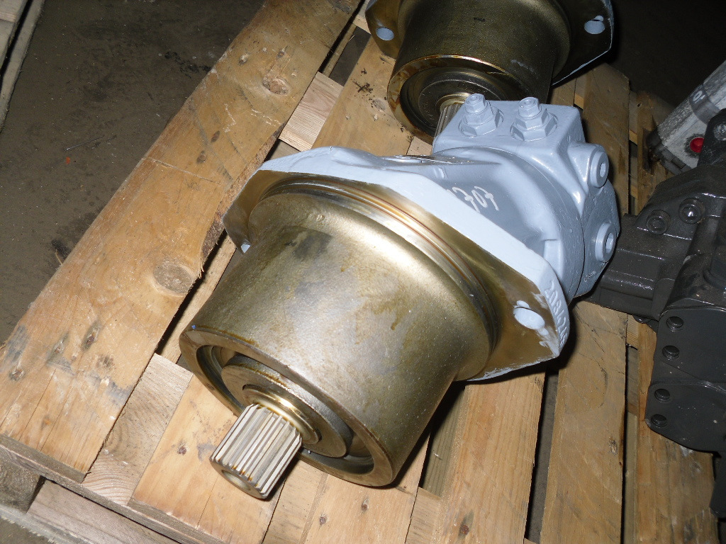 Terex O&K 3702208 - - Motor hidráulico para Maquinaria de construcción: foto 2 Terex O&K 3702208 - - Motor hidráulico para Maquinaria de construcción: foto 2