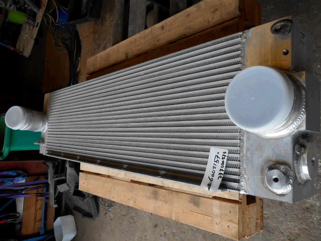 Terex O&K 6002157 - Intercooler para Maquinaria de construcción: foto 1 Terex O&K 6002157 - Intercooler para Maquinaria de construcción: foto 1