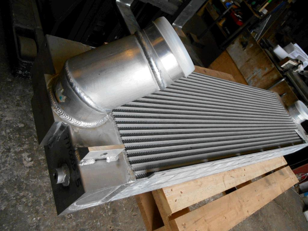 Terex O&K 6002157 - Intercooler para Maquinaria de construcción: foto 2 Terex O&K 6002157 - Intercooler para Maquinaria de construcción: foto 2