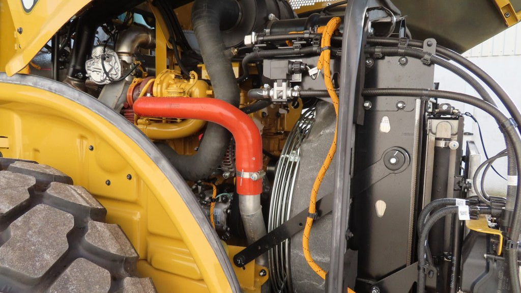 Compactador Caterpillar CS74B: foto 9