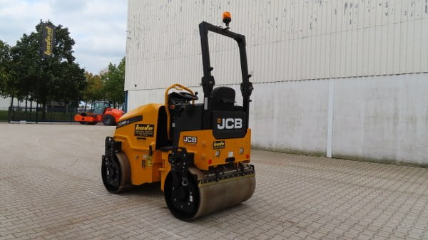 JCB CT 260-120 - Apisonadora de asfalto: foto 4 JCB CT 260-120 - Apisonadora de asfalto: foto 4