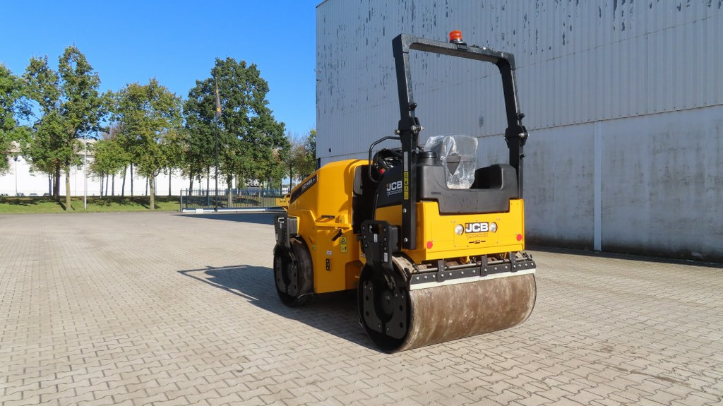 JCB CT430-140 - Apisonadora de asfalto: foto 4 JCB CT430-140 - Apisonadora de asfalto: foto 4